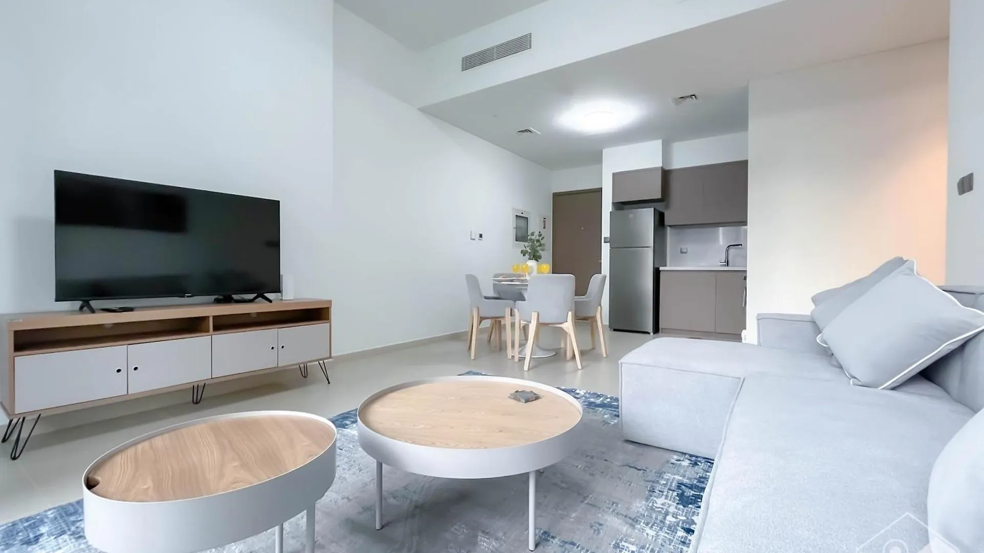 Luxurious 1B With Breathtaking Views Downtown Apartment Dubai